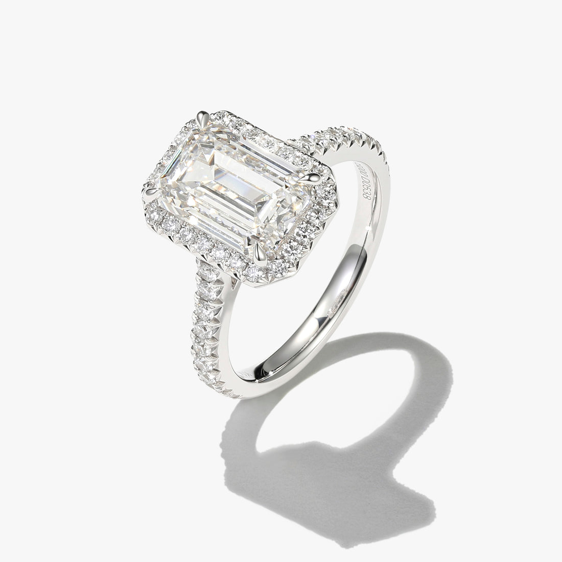 18k white gold lab diamond  ring