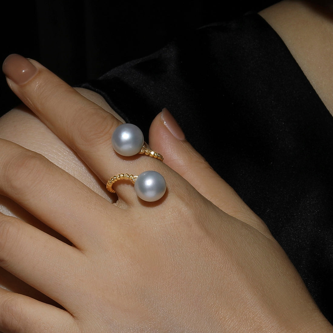 18K Yellow Gold South Sea Cultured Pearl And  Ring