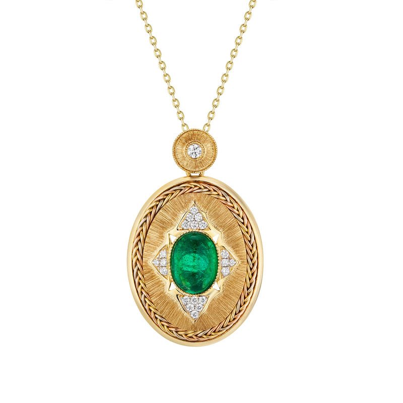 18k yellow gold  diamond diamond with emerald  necklace